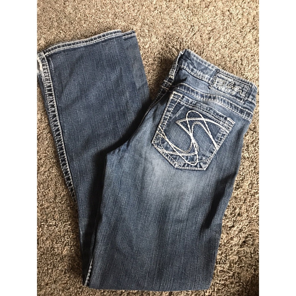 Silver Jeans Woman's Size W28/L31 Blue Denim Medium Wash Distressed Aiko Bootcut